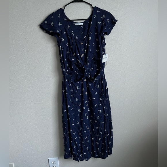 Arizona Jean Co. Large Navy Floral Midi Dress with Open Middle/ Stomach - Picture 4 of 7